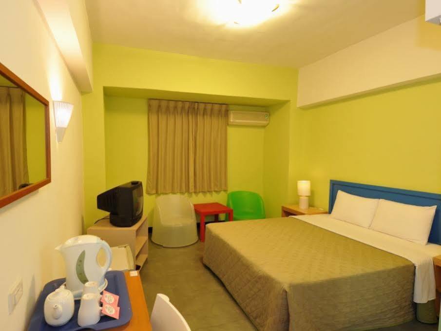 Hwa Hong Hotel Гаосюн Экстерьер фото